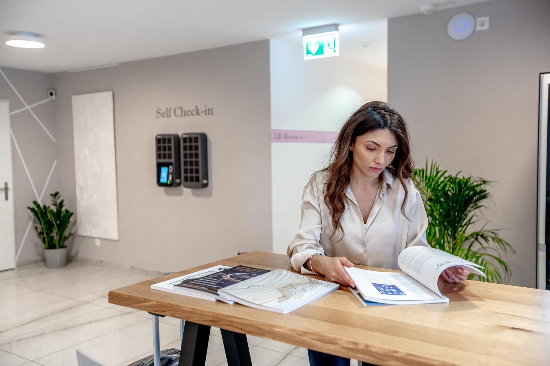 Miralago Locarno Easy Rooms Muralto Kültér fotó